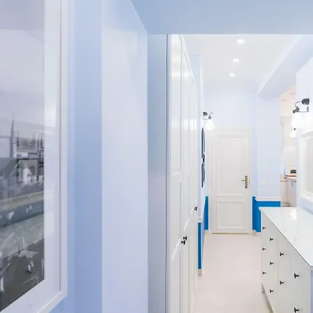 Revelton Hotel apartamentowy Tallin