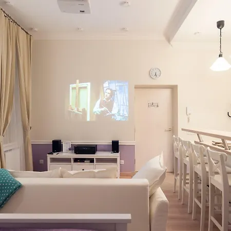 Revelton 4*