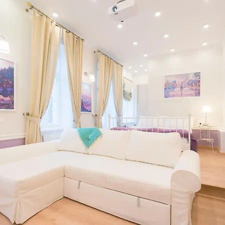 Revelton شقة فندقية 4*