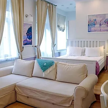Hotel apartamentowy Revelton 4*