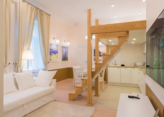 Revelton Aparthotel 4*